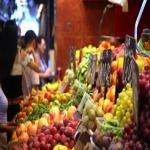 A Female Perspective? Women Read Labels of Food Products More Than Men