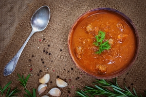 Campbell Soup Co. announces all genetically modified ingredients will be listed on product labels.